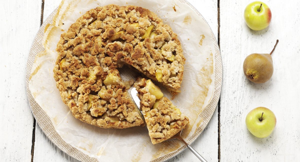 Crumble au blé complet avec purée de pomme et prune