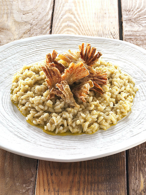 Riz Baldo avec artichauts frits et pesto aux artichauts