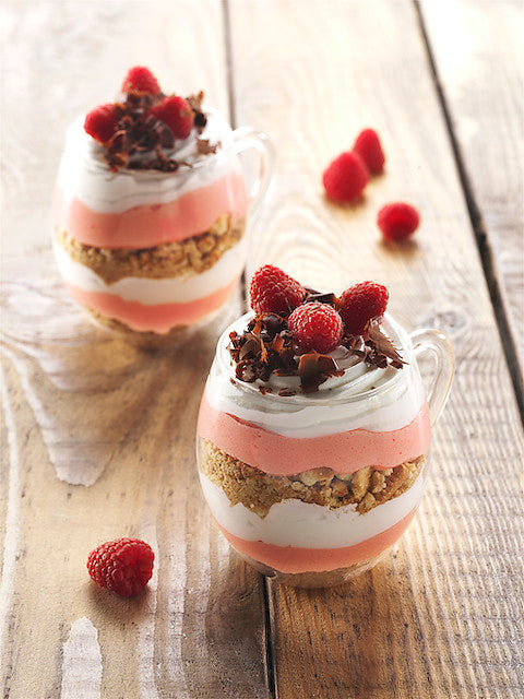 Tiramisù à la mousse de framboise et aux biscuits au citron